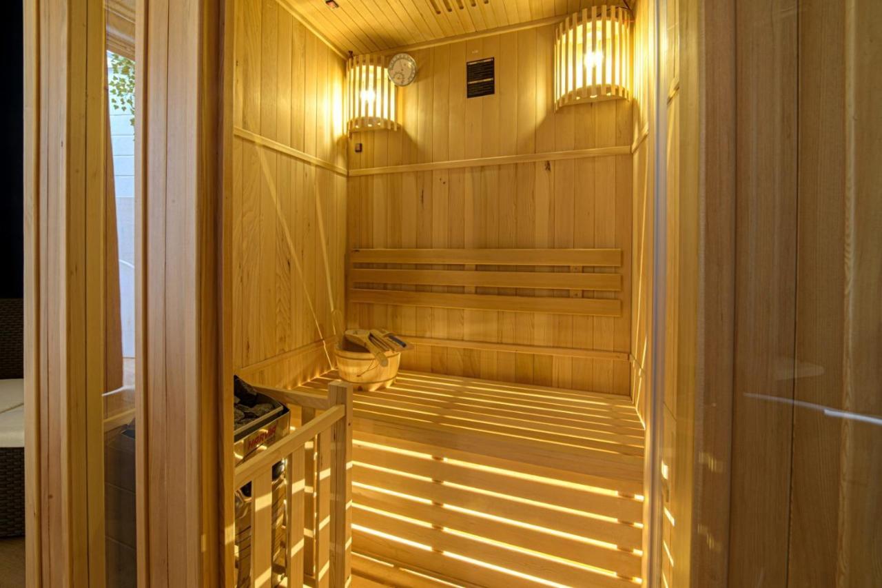 Aminta - Rooms&Wellness Andria Zewnętrze zdjęcie
